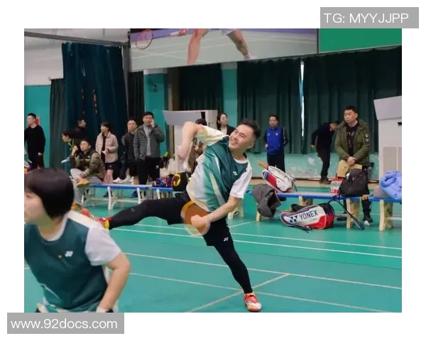 羽毛球心理素质评比揭晓杭州羽毛球队荣登第六名引发关注